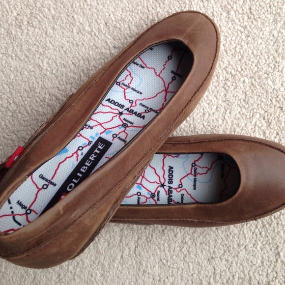 NWOT Oliberte Flats - Picture 3 of 5